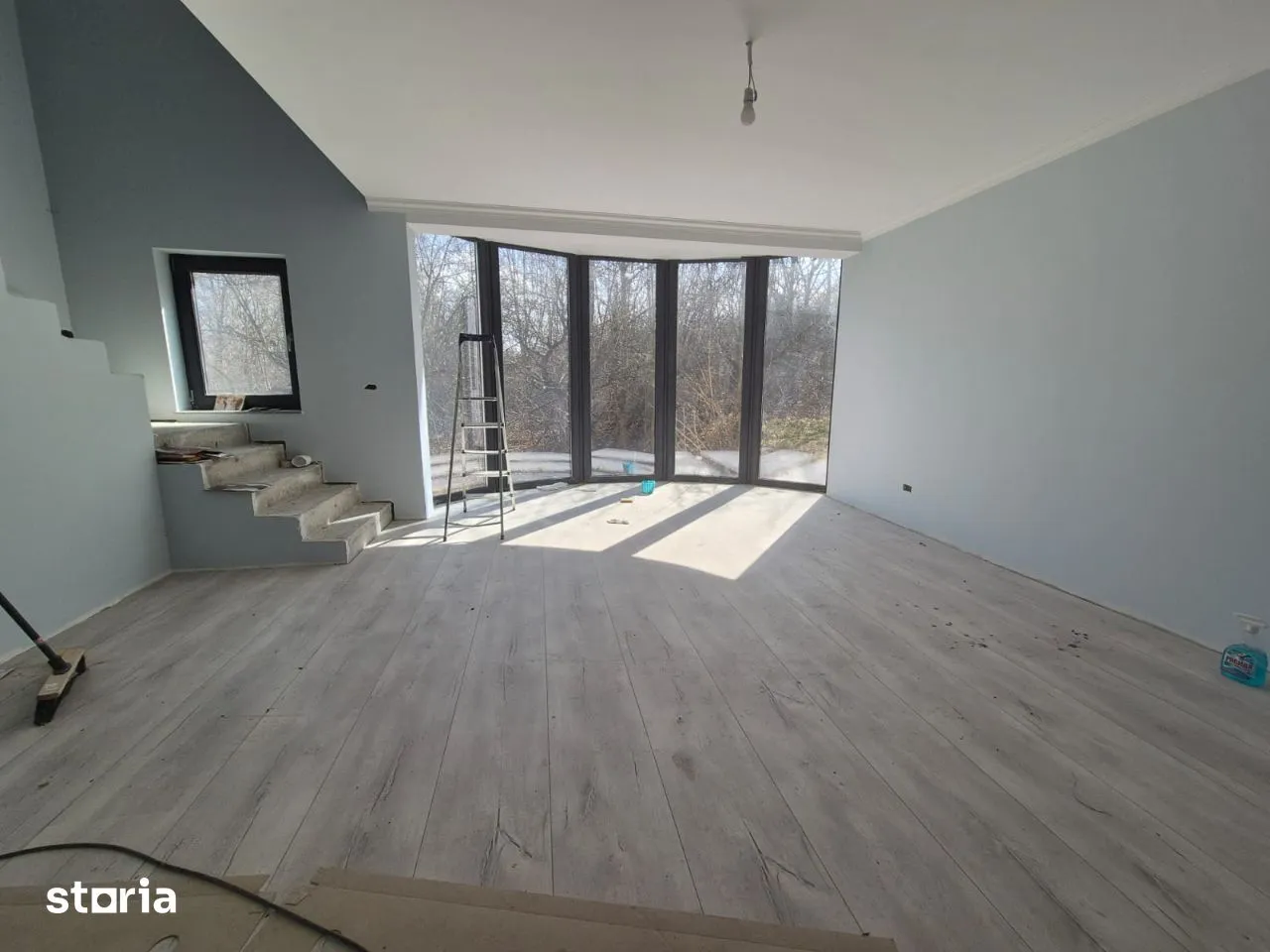 Vila zona Casa de Oaspeti de vanzare