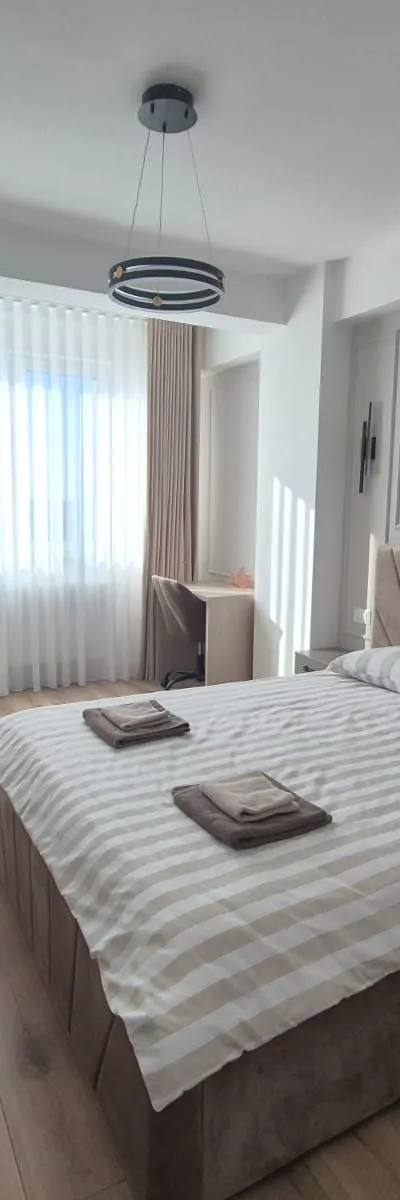 Apartament  3 camere Burdujeni de vanzare