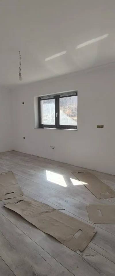 Vila zona Casa de Oaspeti de vanzare