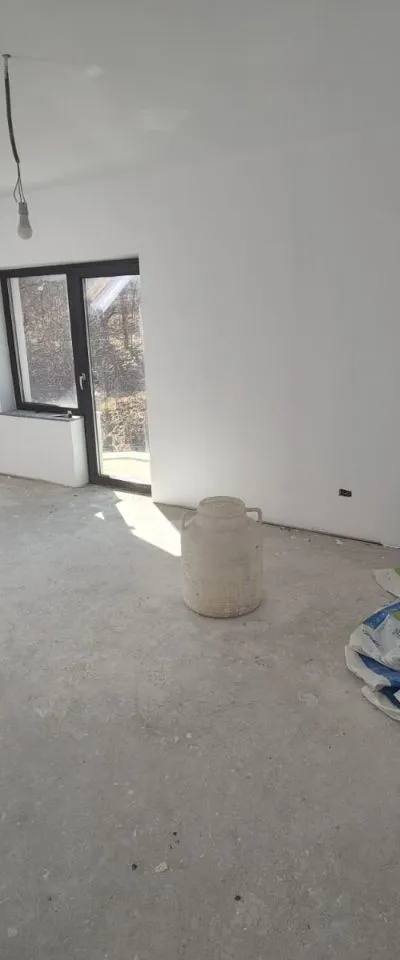 Vila zona Casa de Oaspeti de vanzare