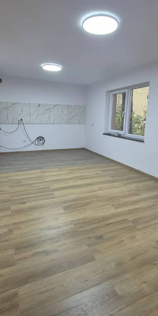 Apartament 4 camere George Enescu de vanzare